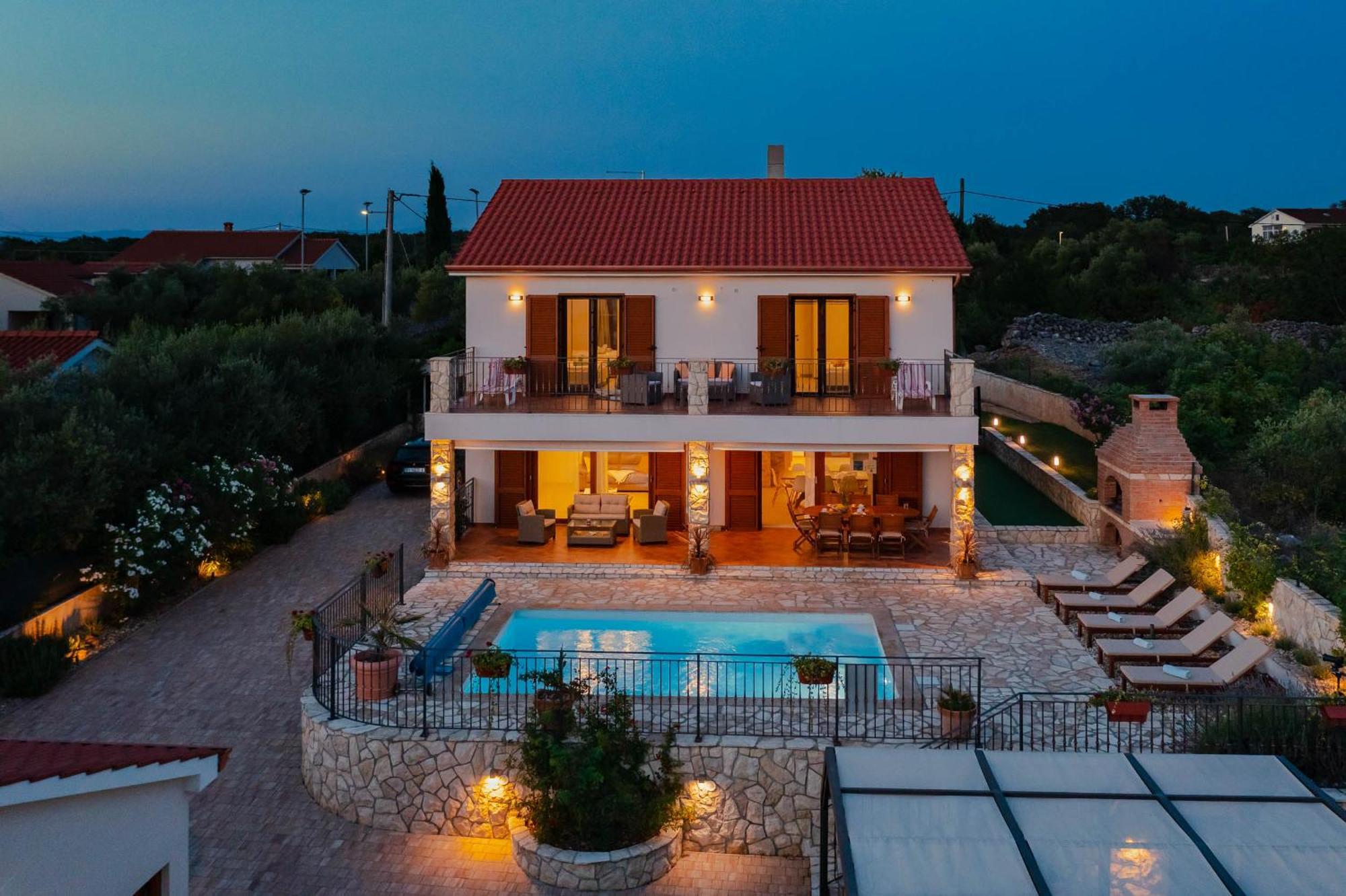 Villa Sara - Perfect Family Holiday Brzac Exterior photo